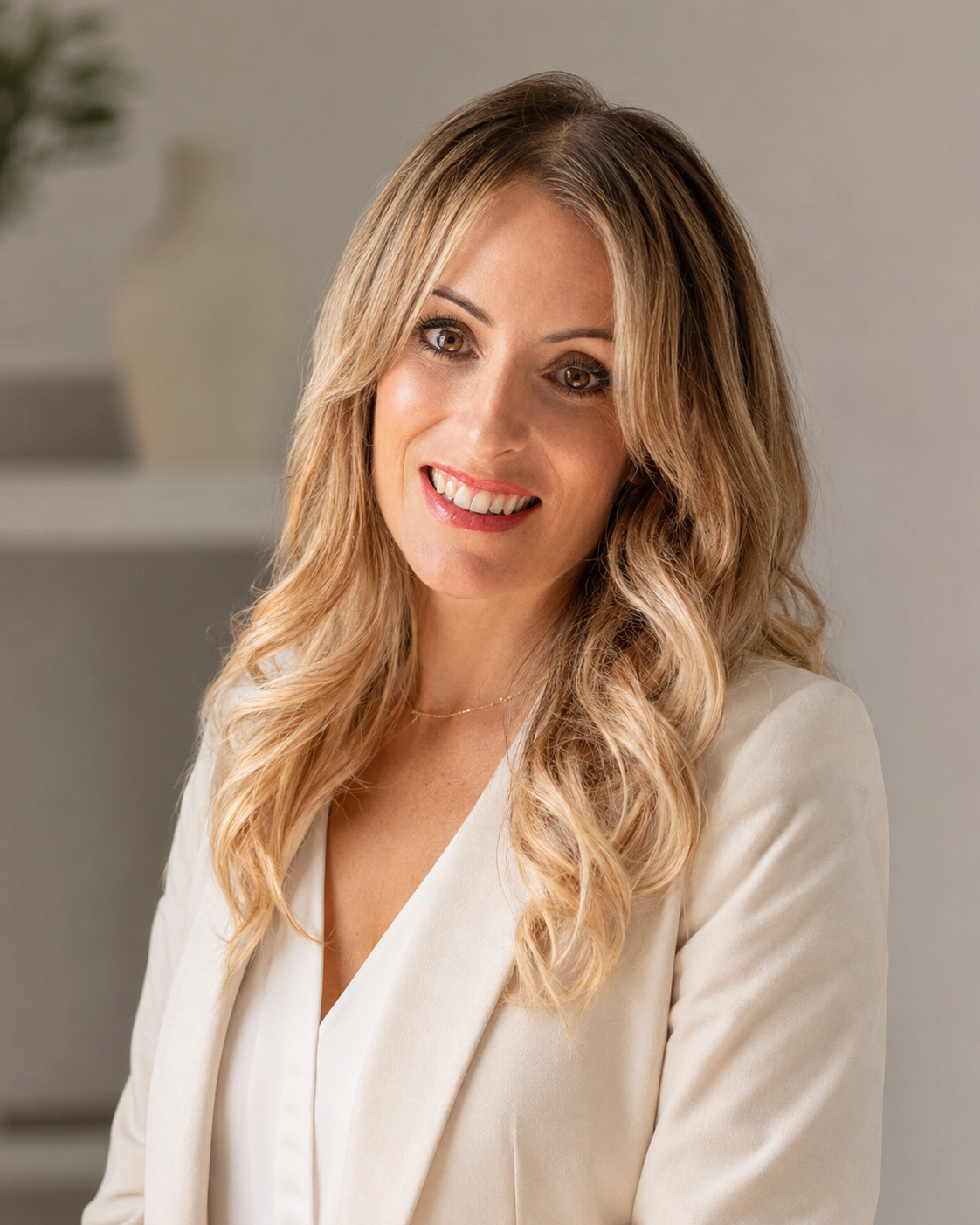 Portrait of Sonia Alarcón, collaborating architect